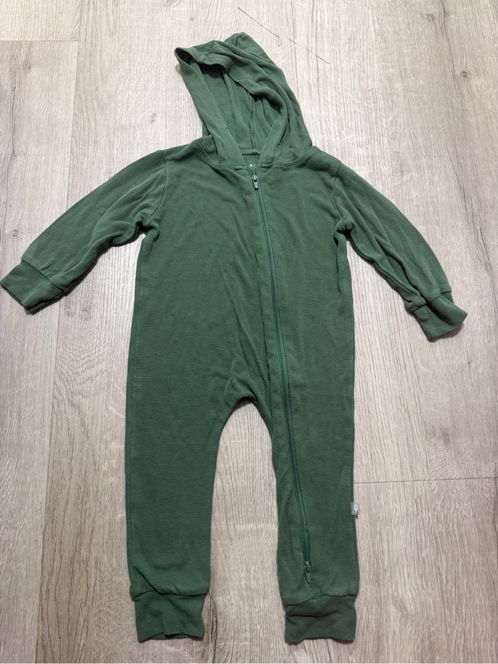 Kyte Baby Hooded Zipper Romper in Green size 12-18M